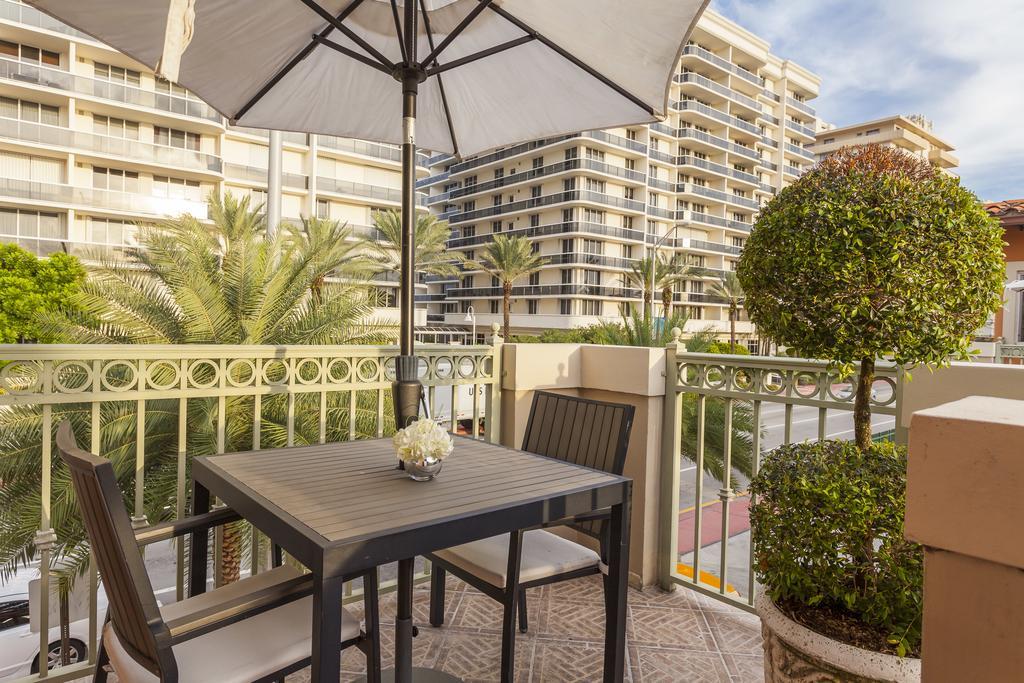Sun Harbour Boutique Hotel Bal Harbour Екстериор снимка